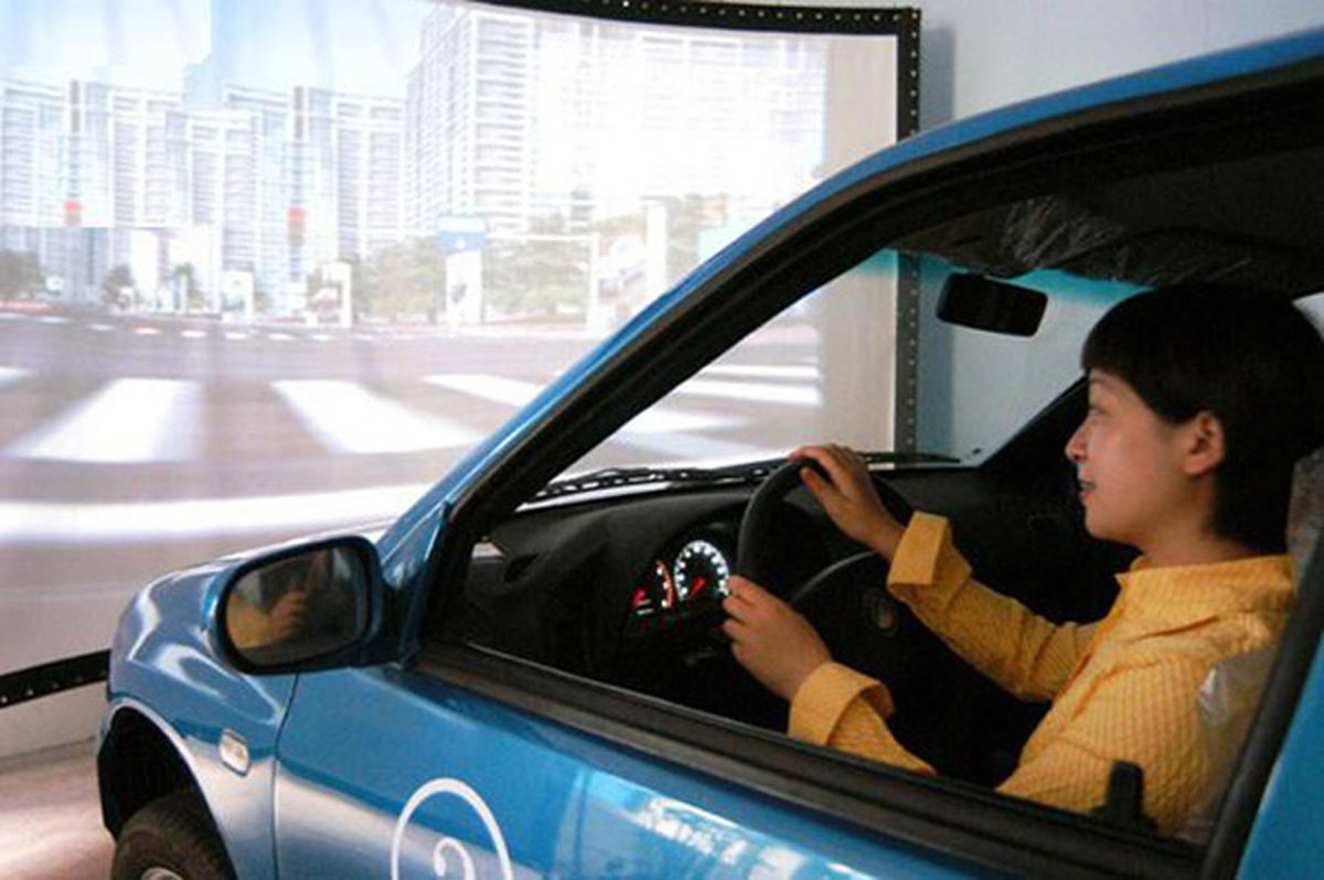 宁夏社区安全动感汽车模拟器