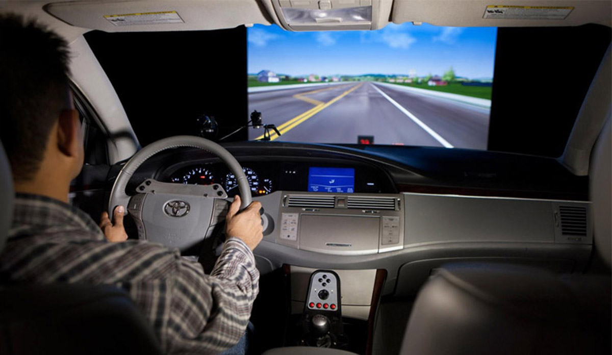 社区安全动感汽车驾驶模拟器
